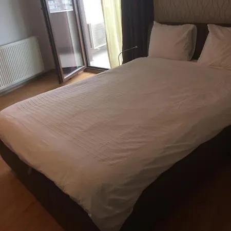 Daire Cosmoplazahome Bükreş